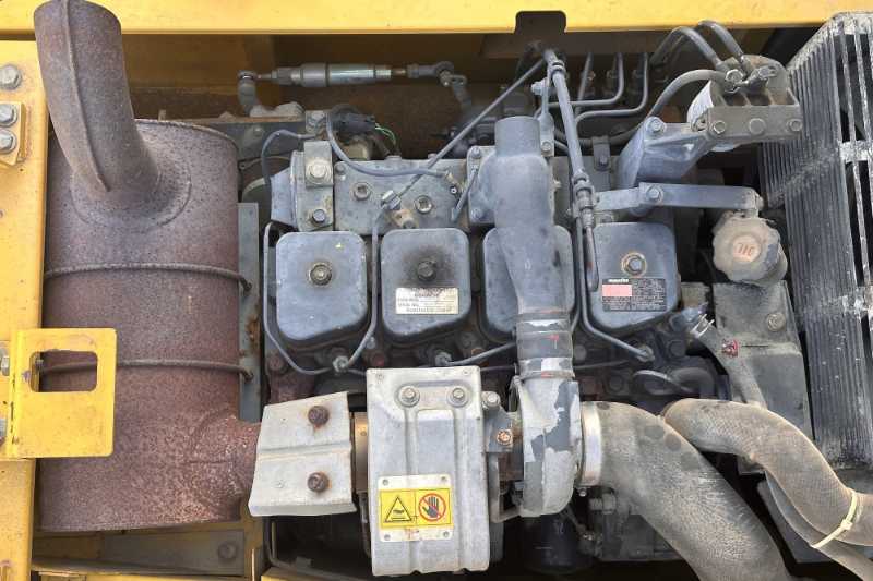 OmecoHub - Immagine KOMATSU PC130-6